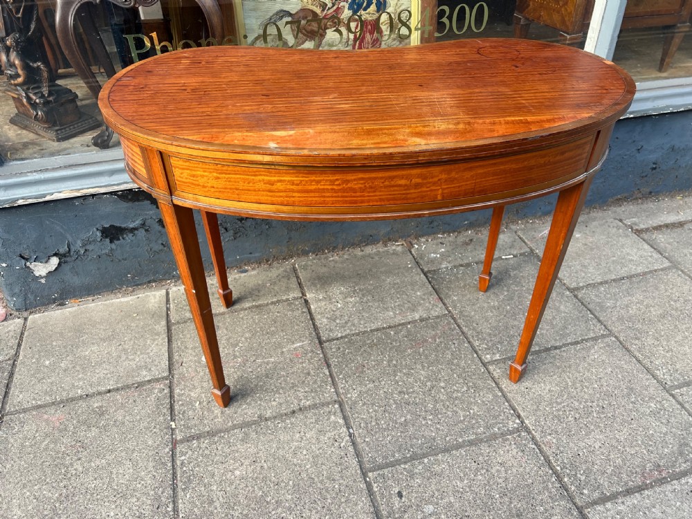 Edwardian Satinwood kidney shaped inlaid desk View VI