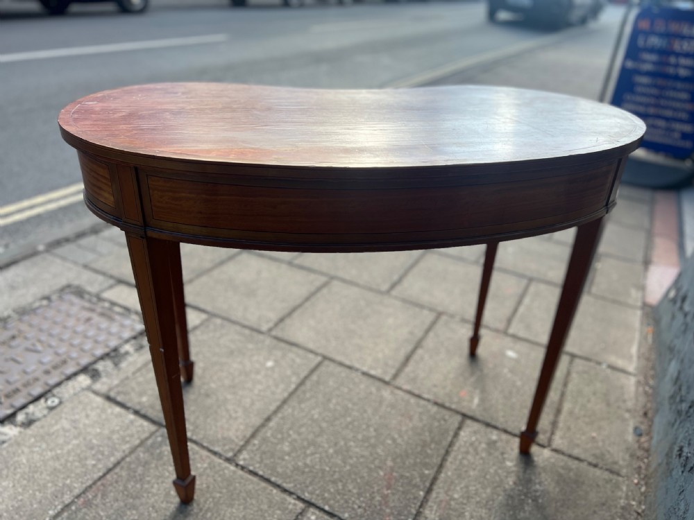 Edwardian Satinwood kidney shaped inlaid desk View VIII