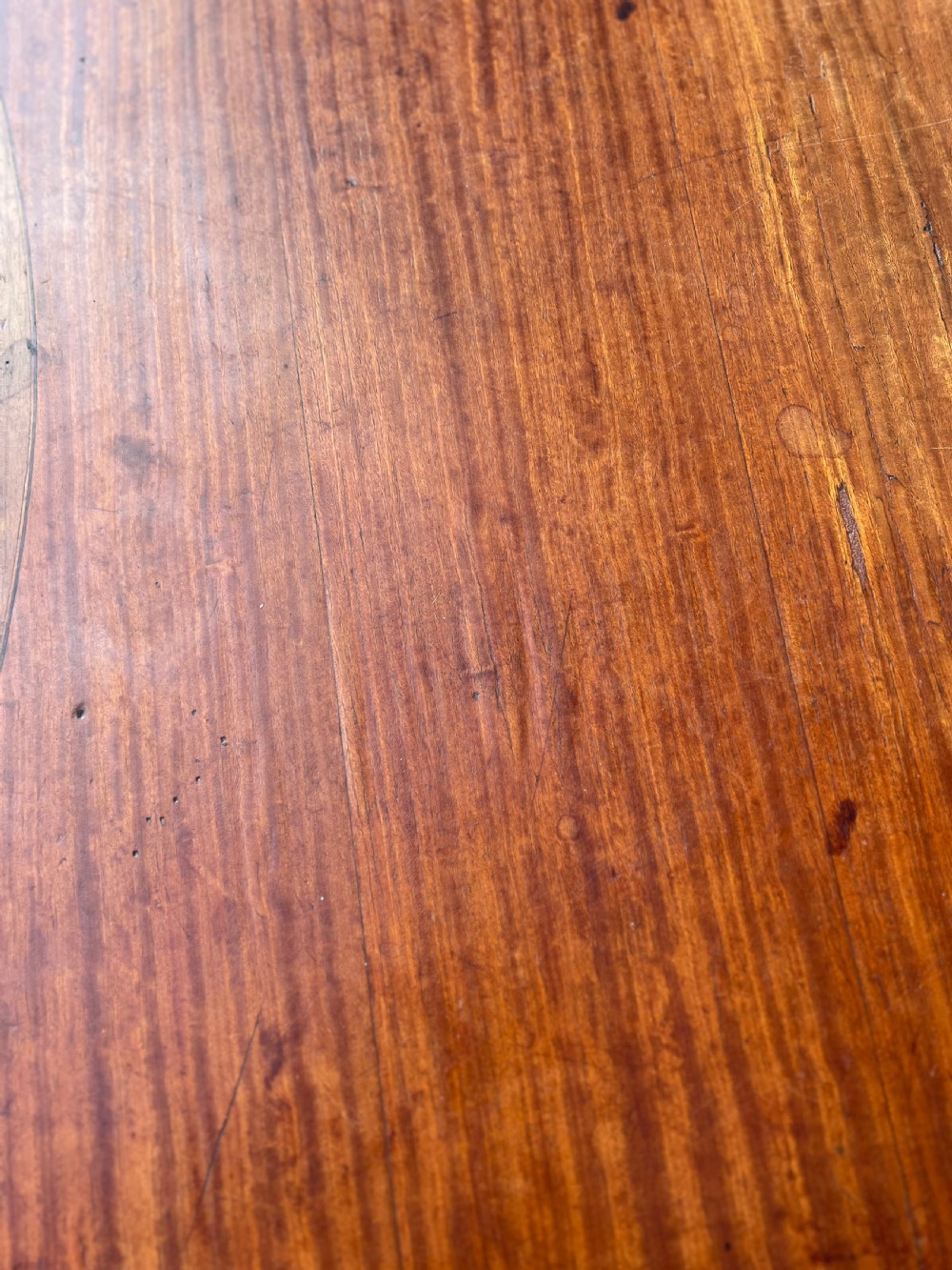 Edwardian Satinwood kidney shaped inlaid desk View IX