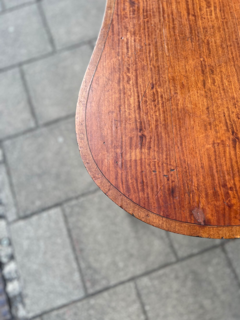 Edwardian Satinwood kidney shaped inlaid desk View X