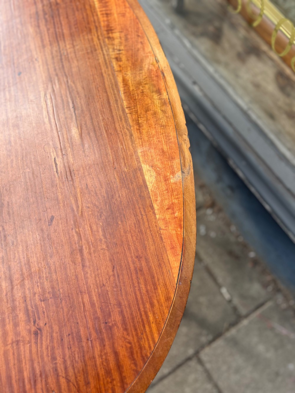 Edwardian Satinwood kidney shaped inlaid desk View XII