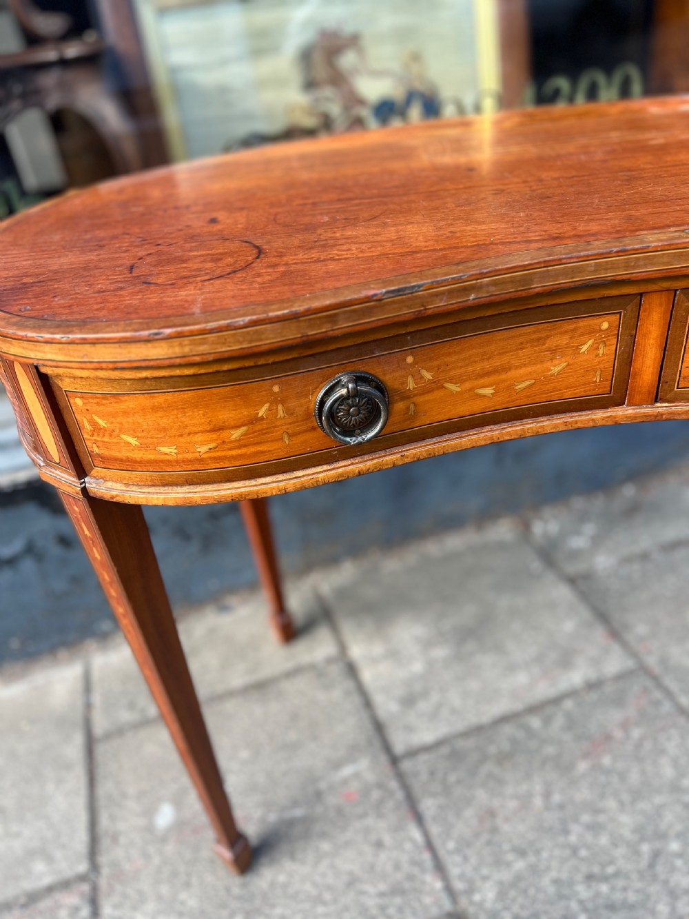 Edwardian Satinwood kidney shaped inlaid desk View XVII