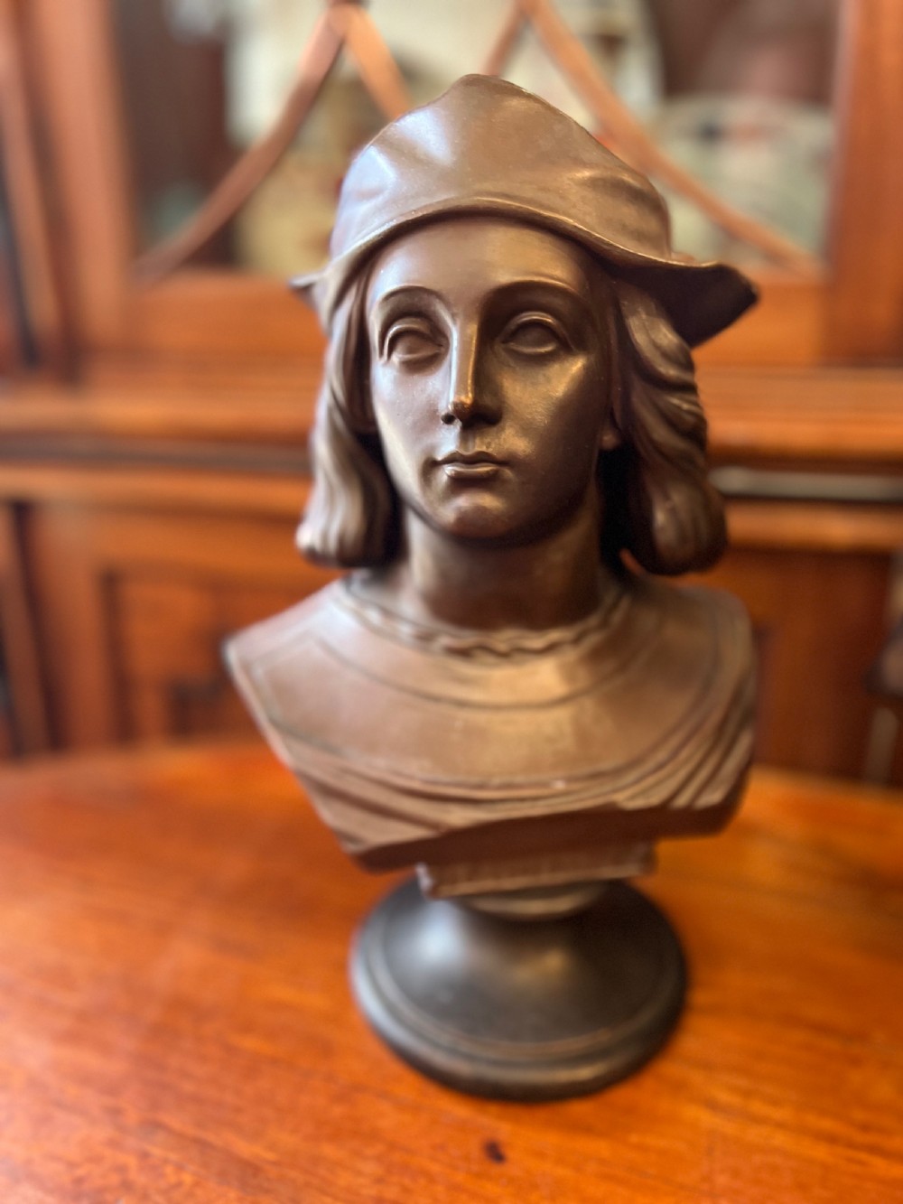 Terracotta library busts of Raphael and ruebens by Rudolph uttrect View II