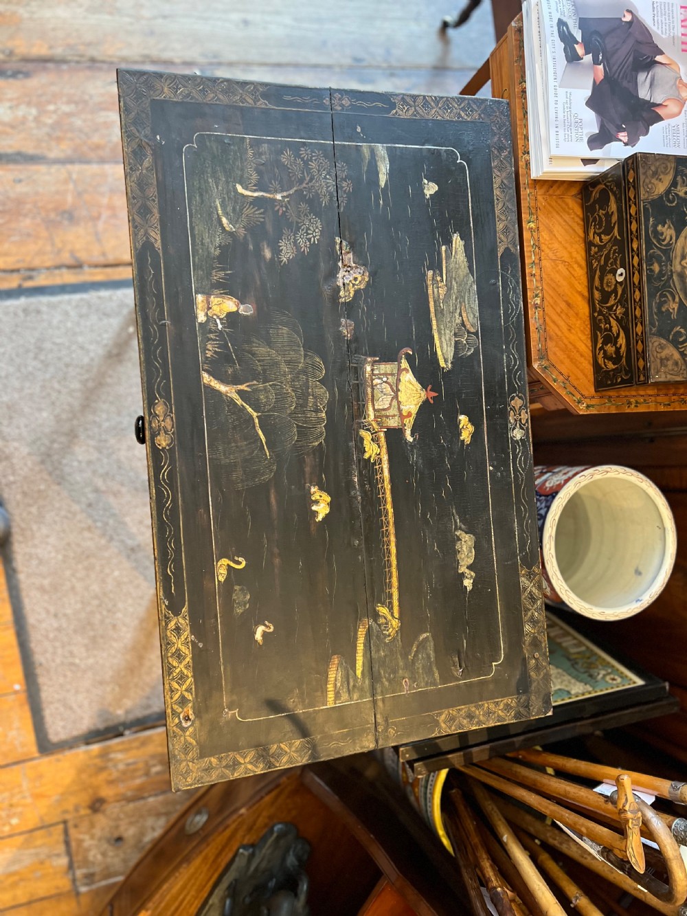 Early C19th chinoiserie painted table in unrestored condition View V