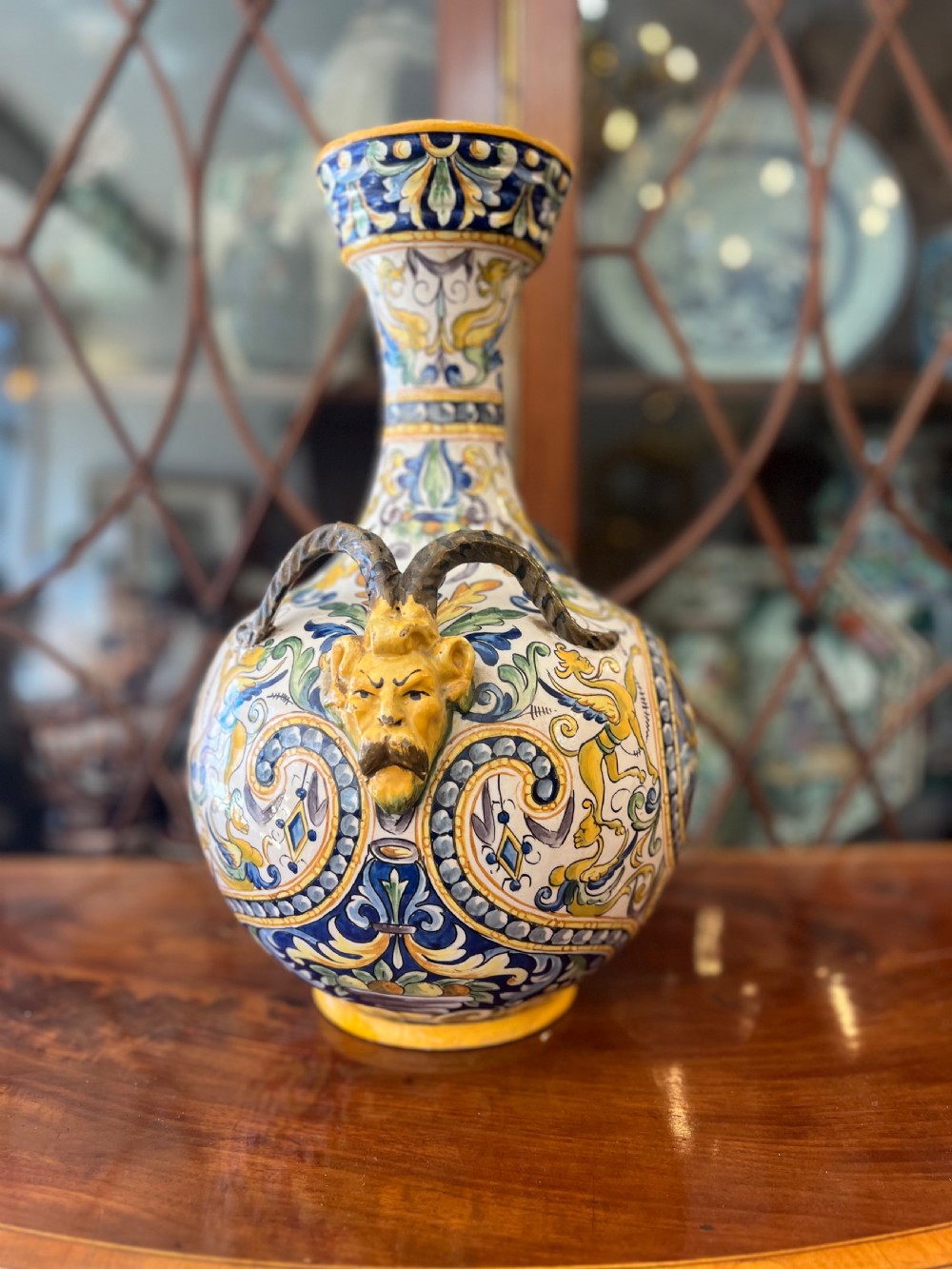 Large Italian maiolica vase  View V