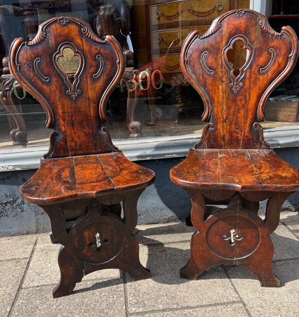 Pair of scabello style English Yew wood hall chairs 