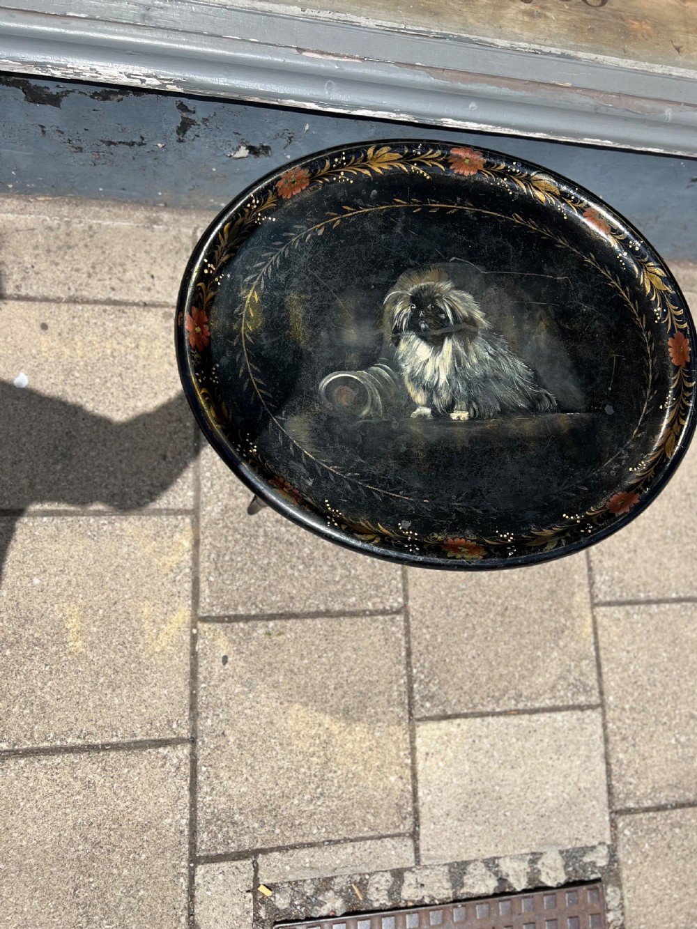 Pekenese painted tray on table base  View III