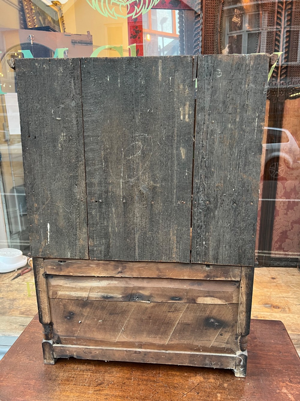 Miniature apprentice made oak dresser  View VIII
