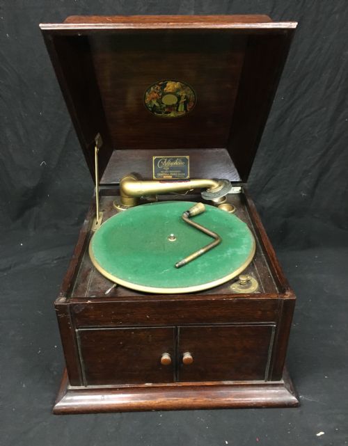 Cliftaphone Gramaphome  C1924