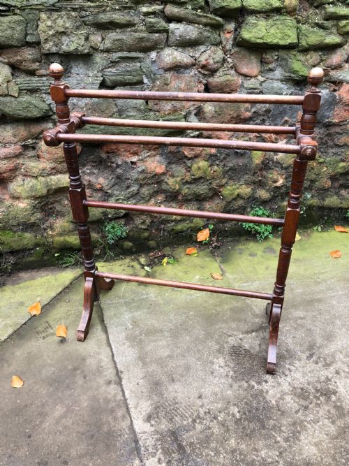 Late C19th Mahogany Towel Rail