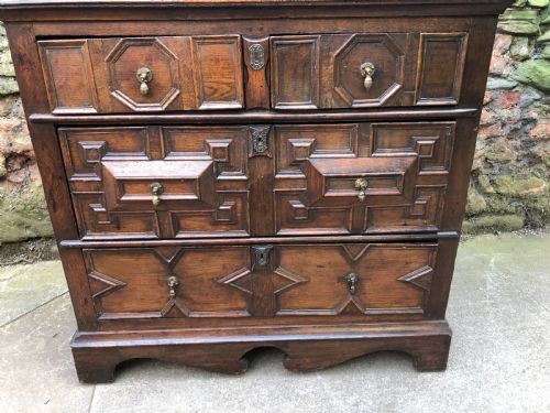 fig 1. C17th oak block fronted chest of drawers