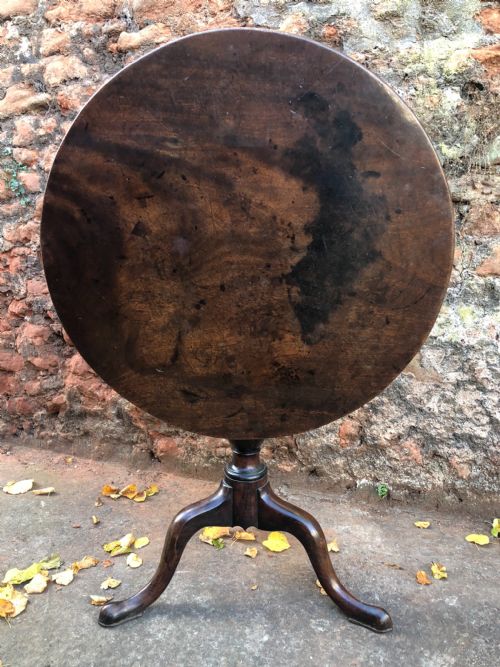 C18th Georgian Mahogany Tripod Table