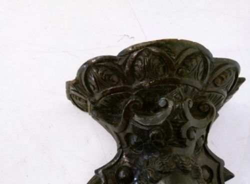 C17TH CARVED FIGURATIVE WALL BRACKET - ADDITIONAL PHOTO 3