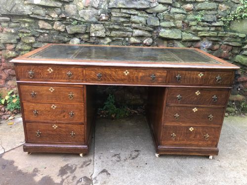 fig 1. C19th Large oak pedestal desk