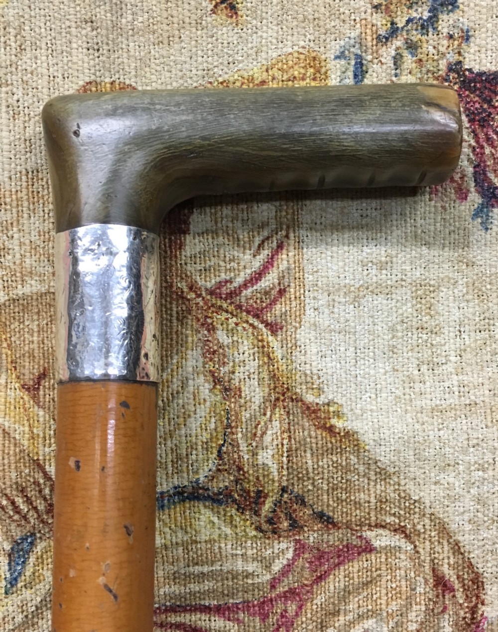 C19th Horn handled silver collared walking stick.