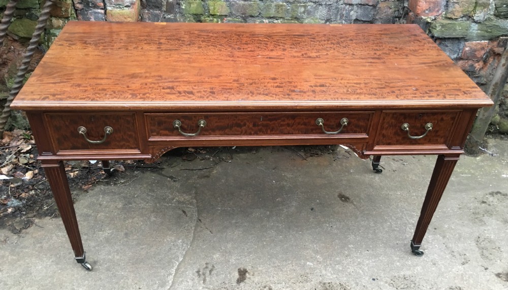 C19th mahogany writing table