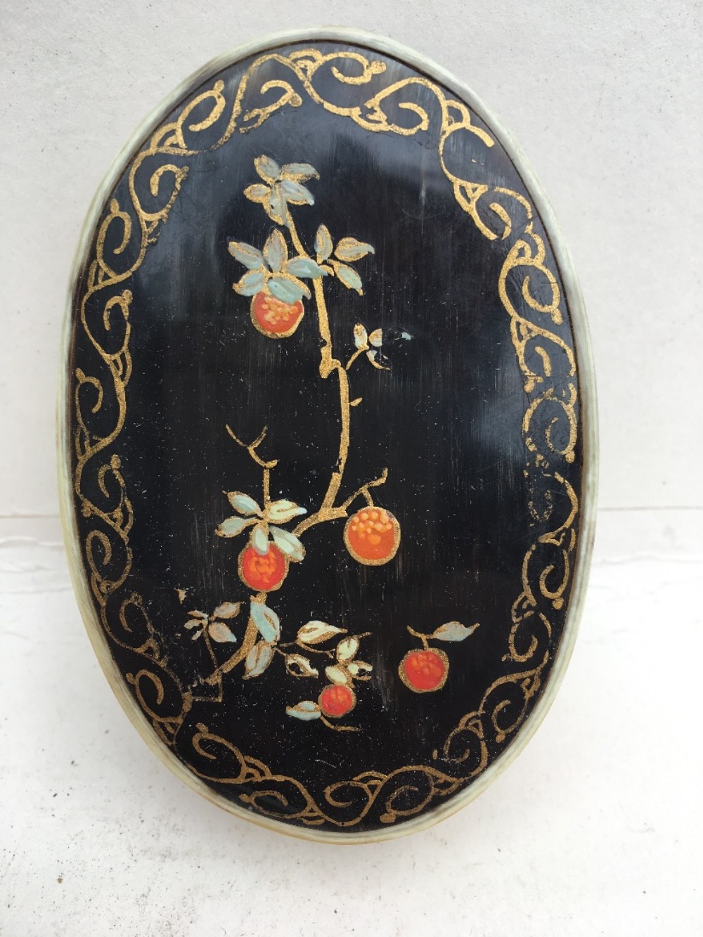 C19th horn oval painted box