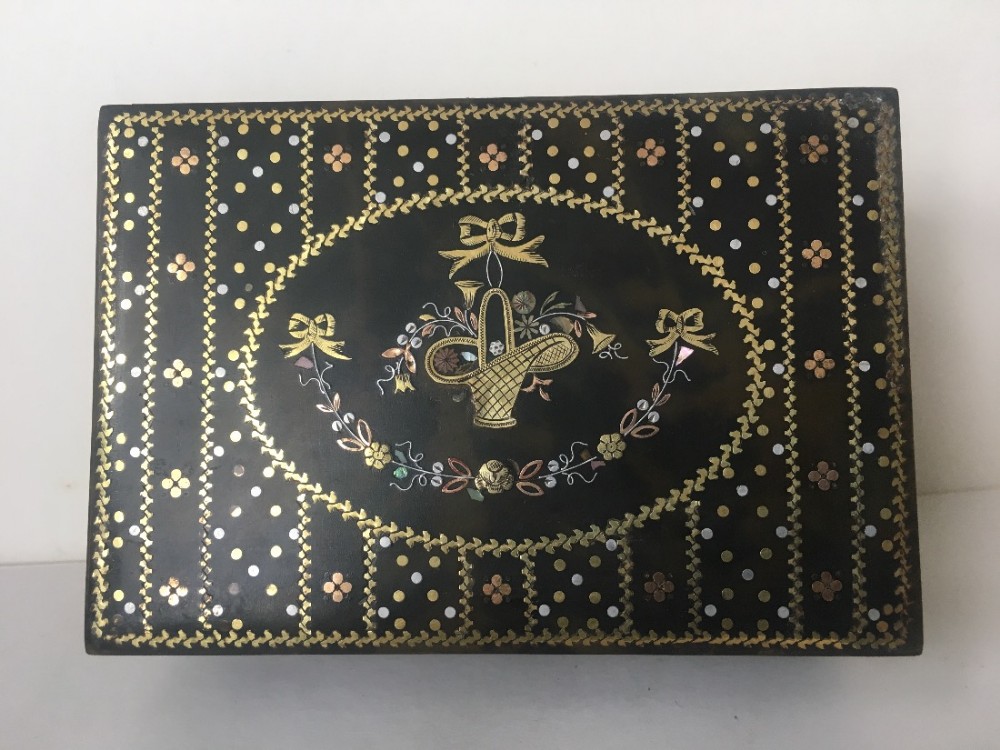 C19th tortoishell box inlaid with gold and silver