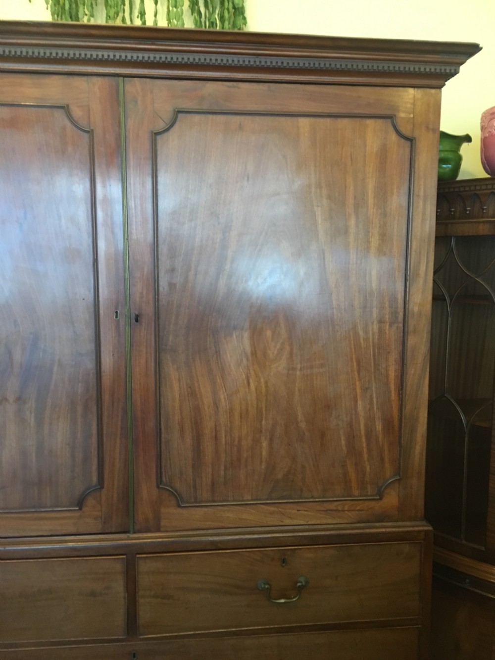 C18th Mahogany linen press View VI