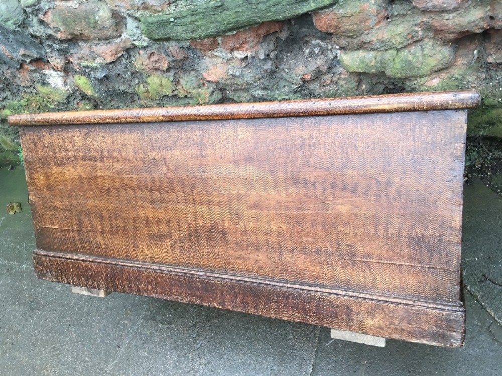 C19th scumble grained pine blanket box  View VII