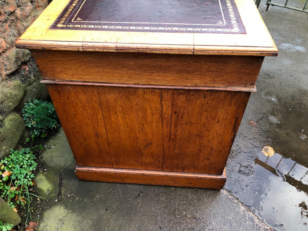 C19th golden oak pedestal desk View II