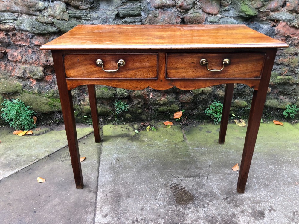 C18th mahogany writing table View IV