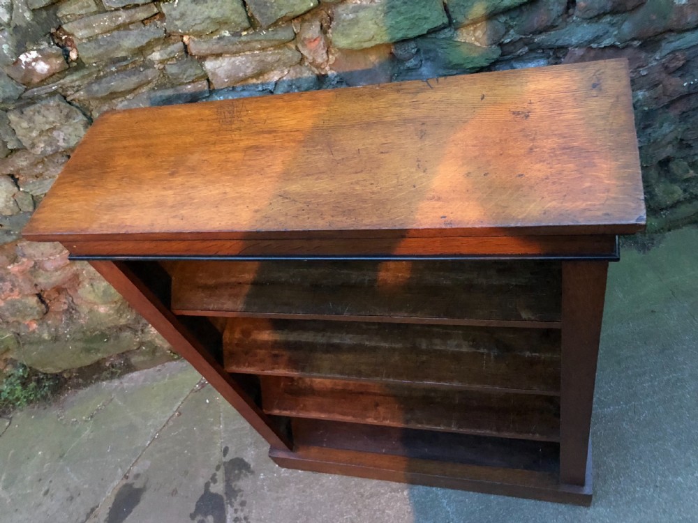 Small C19th Oak veneered bookcase  View III