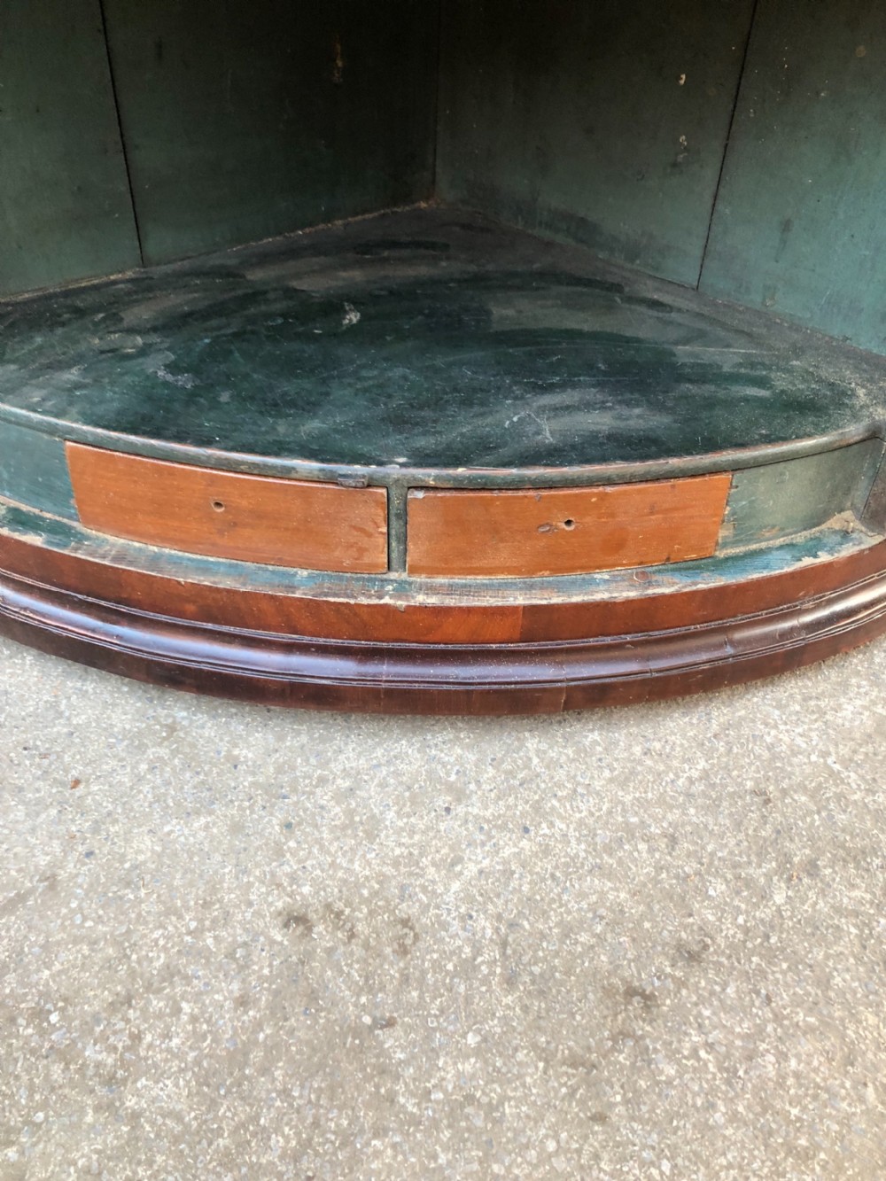 Barrel fronted Georgian inlaid corner cupboard View VIII