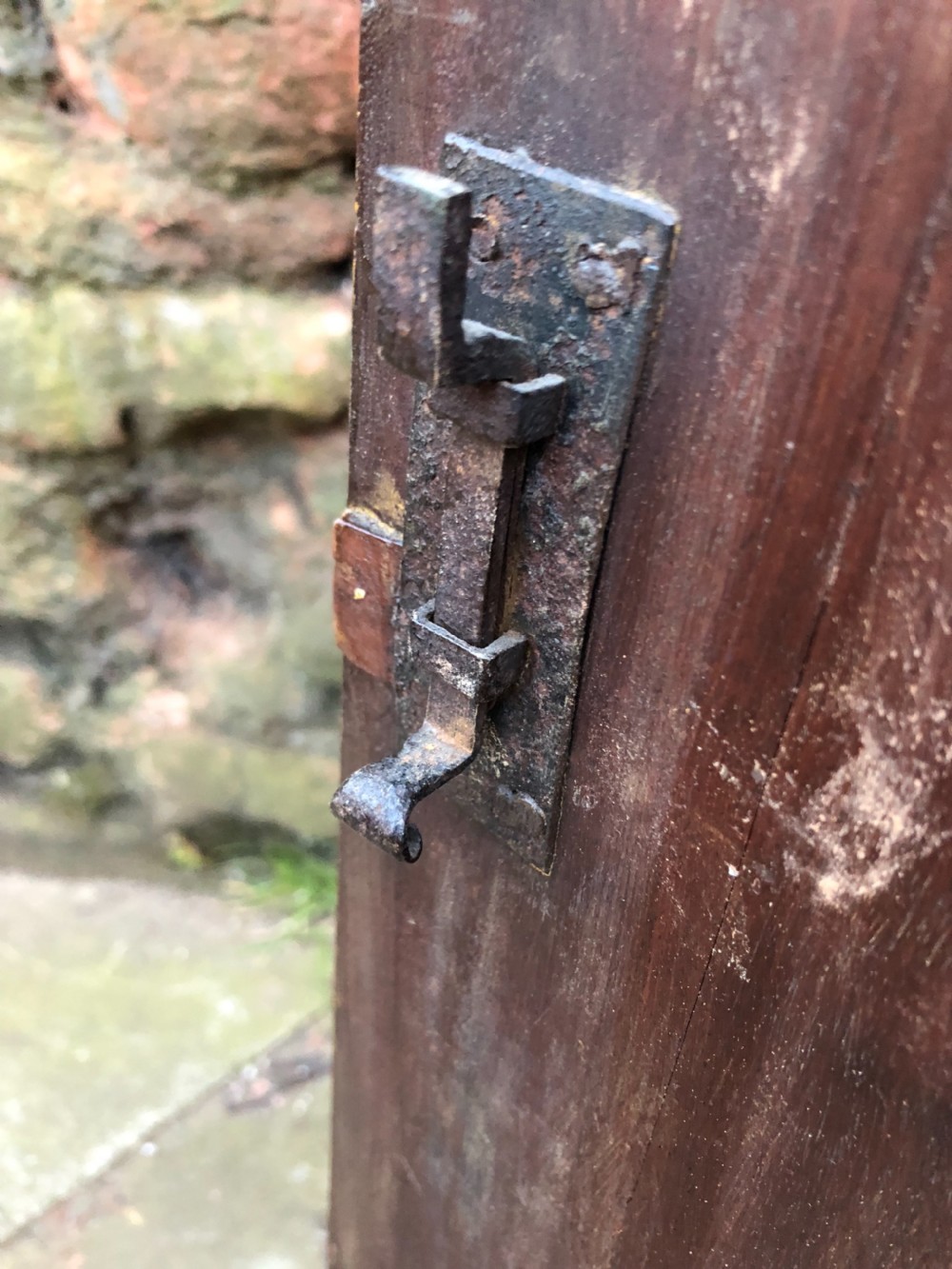 Barrel fronted Georgian inlaid corner cupboard View IX