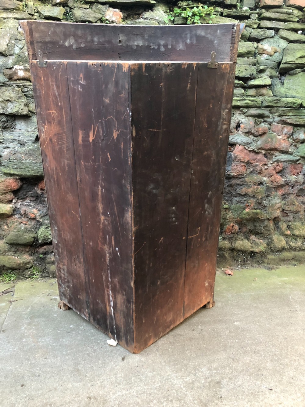 Barrel fronted Georgian inlaid corner cupboard View XIII