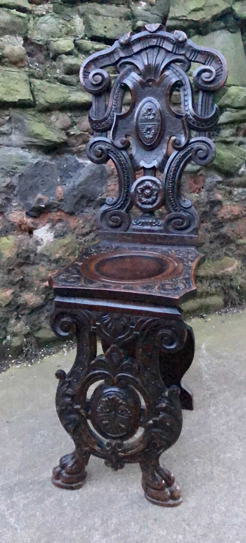 Antique Italian Carved Walnut Sgabello a Dorsale circa 1880