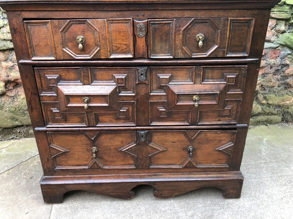 C17th oak block fronted chest of drawers View III