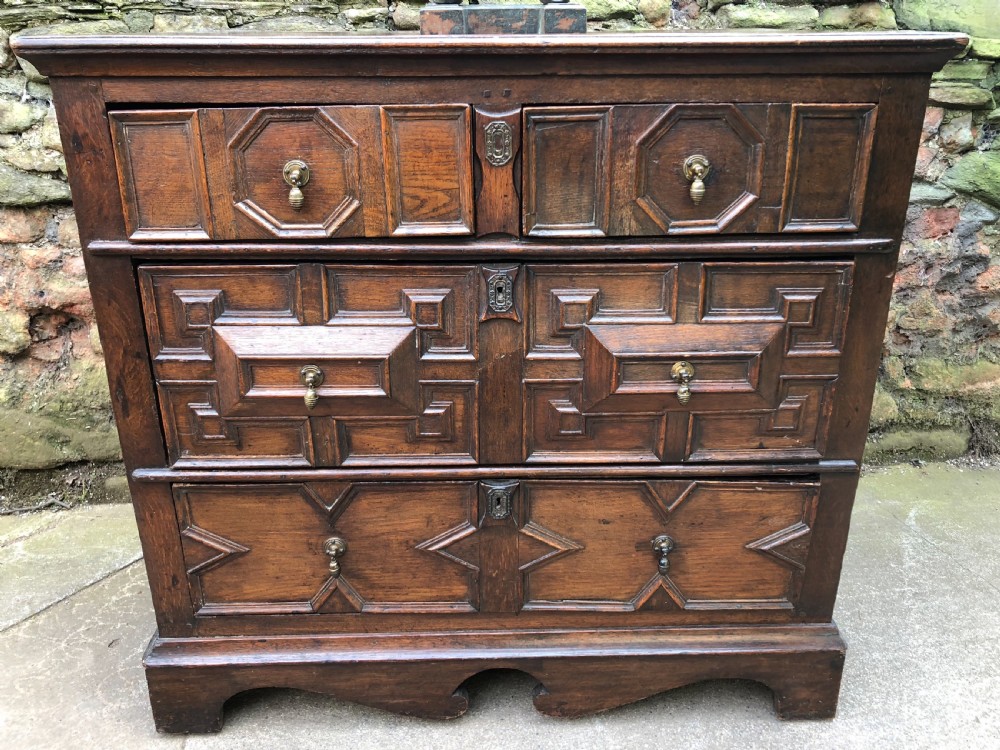 C17th oak block fronted chest of drawers View IV
