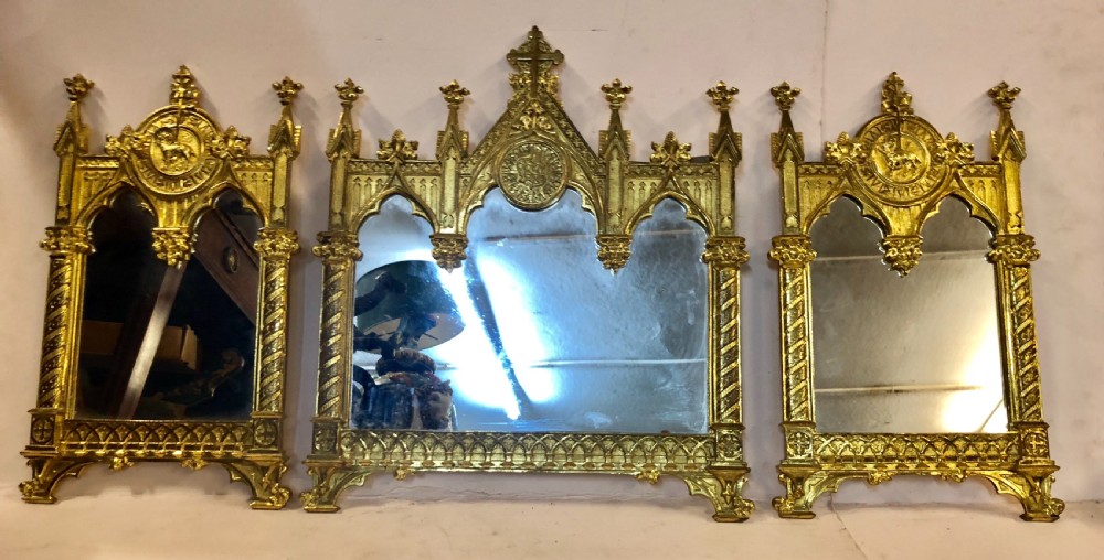 C19th Gothic mirror triptych in gilded bronze  View IV