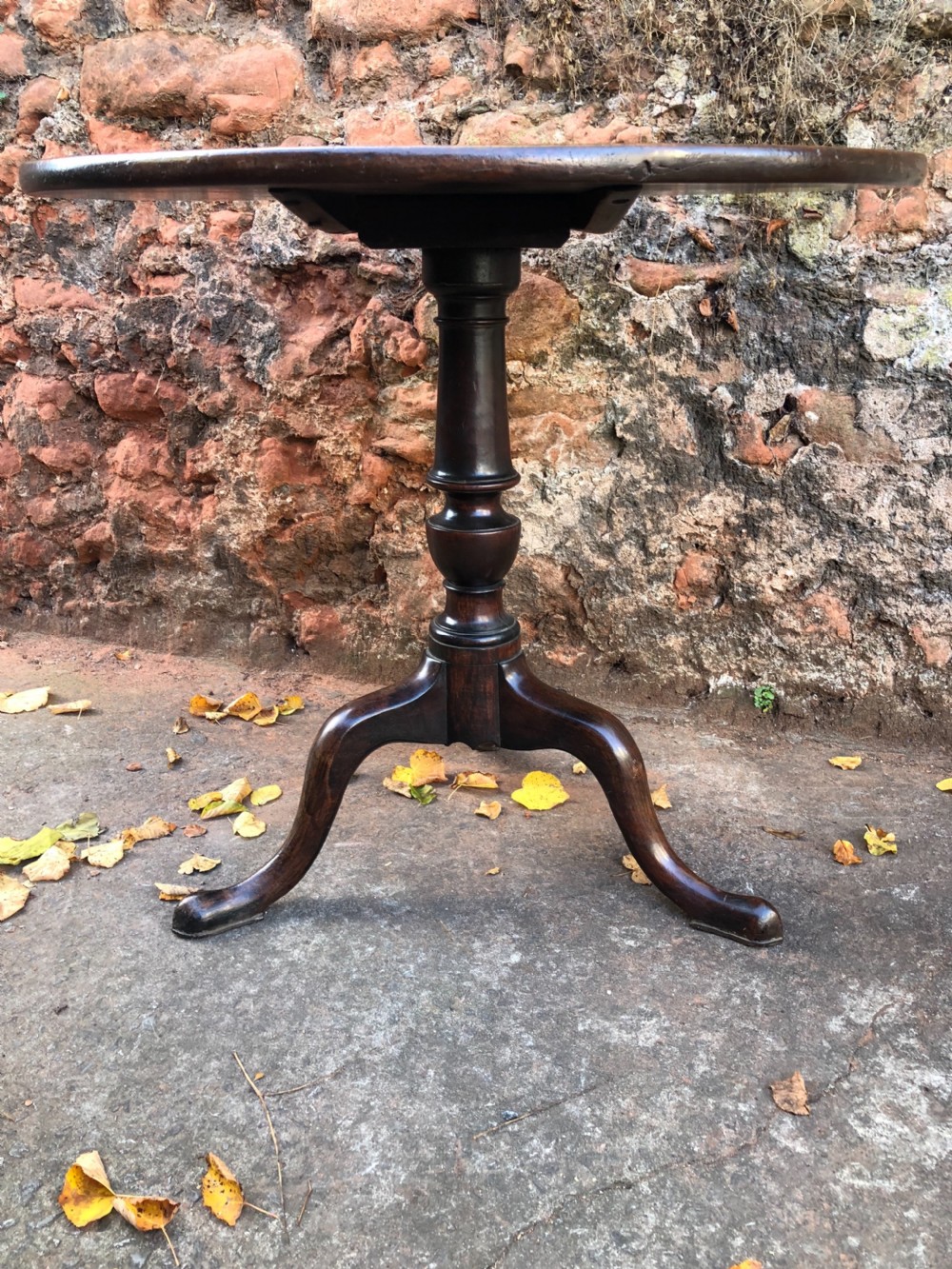 C18th Georgian mahogany tripod table View II