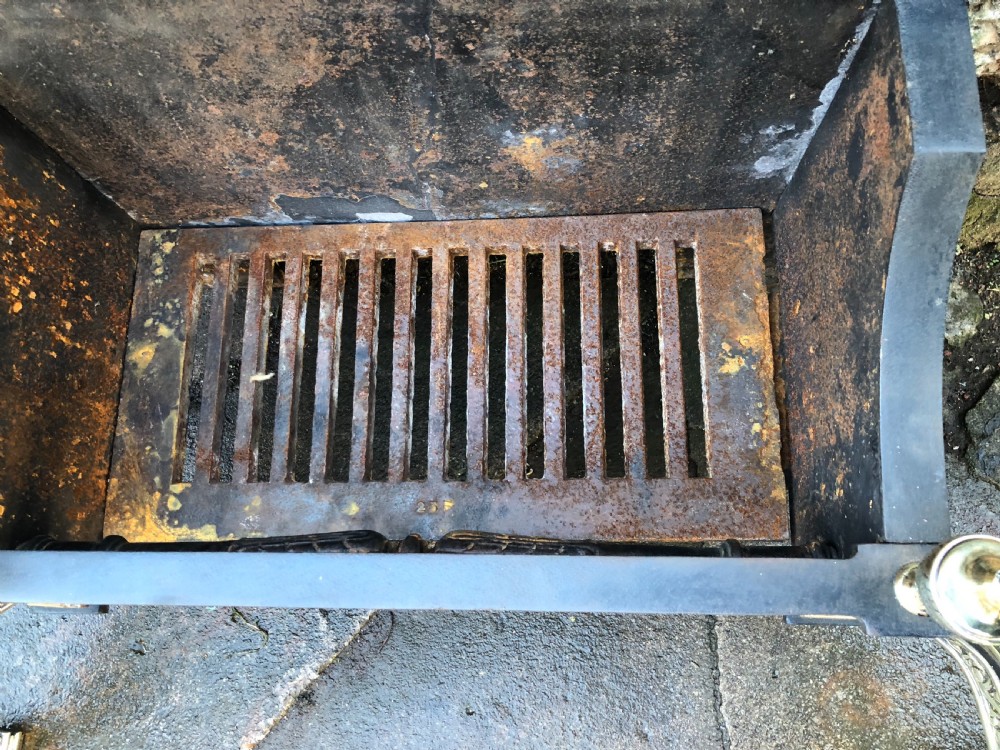 Edwardian fire grate in steel and brass and cast iron  View X