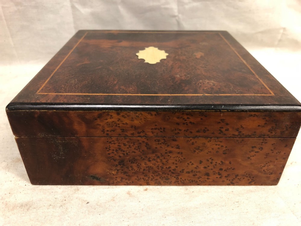 C19th small yew wood veneered jewellery box  View VI