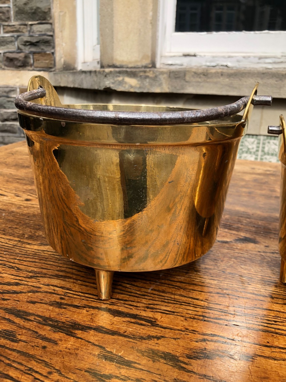 C19th graduating set of 5 brass cooking pans with feet  View IV