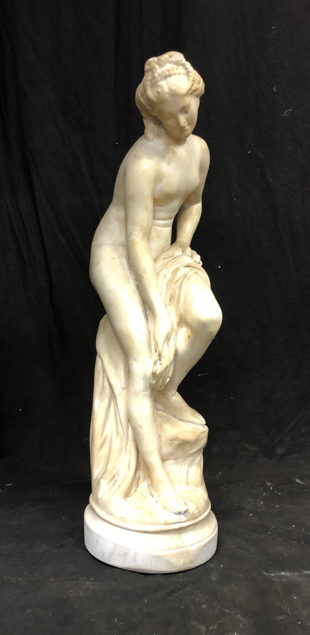 Large plaster figure of Venus bathing 