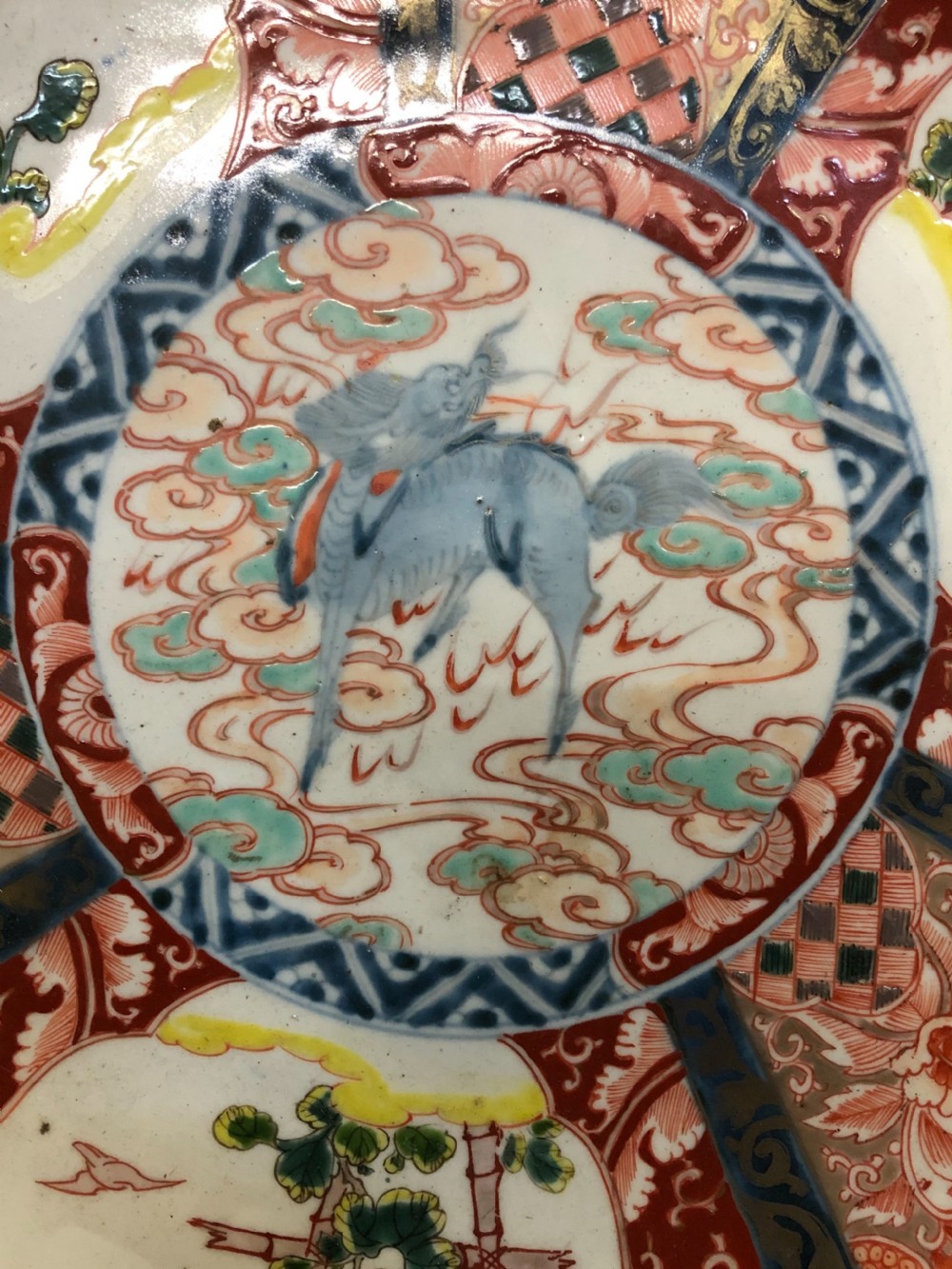 C19th pair of Japanese Imari chargers  View VI