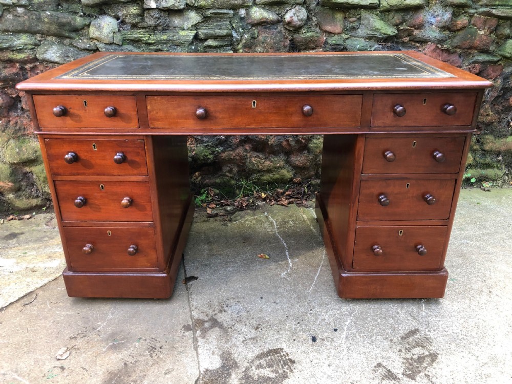 C19th mahogany pedestal desk 