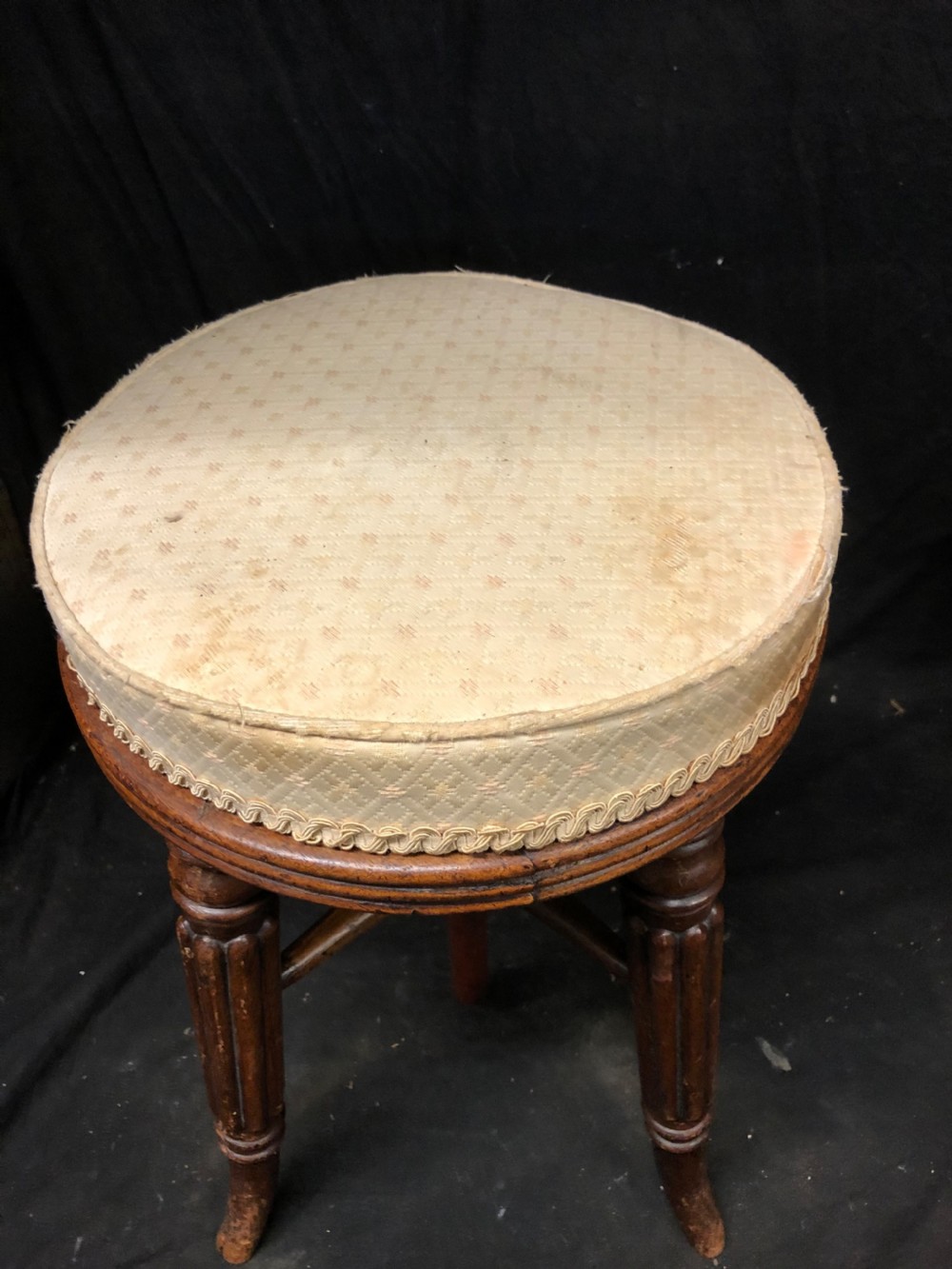 A regency revolving piano stool View V