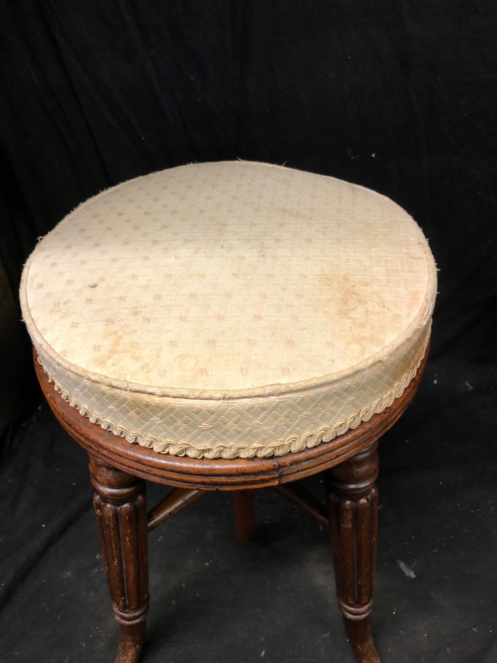A regency revolving piano stool View VI