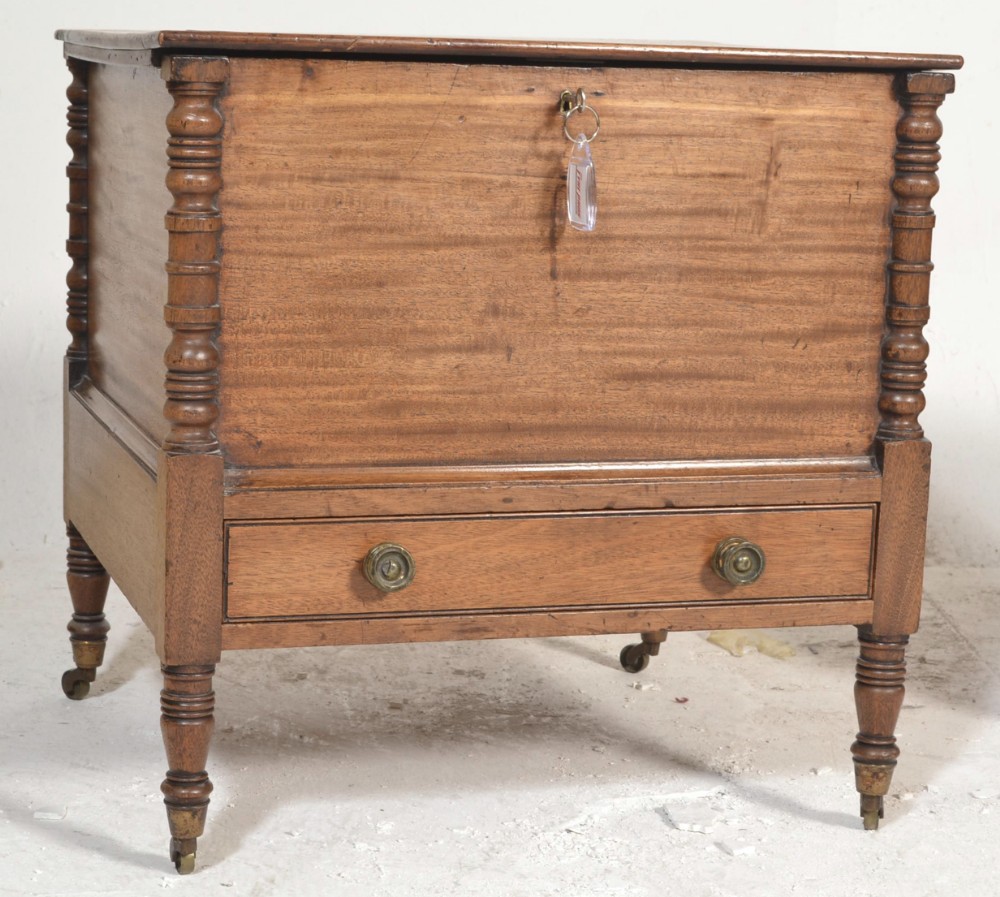 C19th mahogany Canterbury of unusual Closed box construction