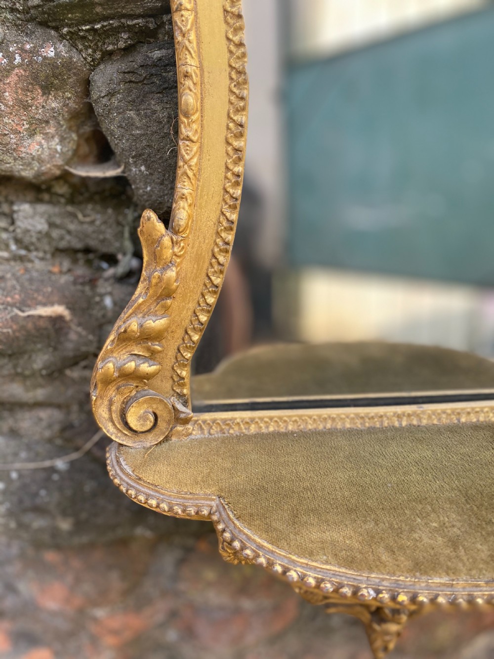 Small gilded wall bracket mirror  View IV