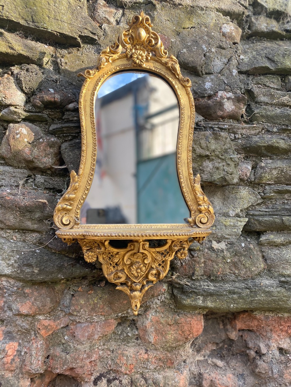 Small gilded wall bracket mirror  View VIII