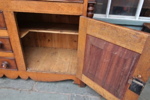 19TH CENTURY WELSH TALWRN DRESSER - ADDITIONAL PHOTO 9