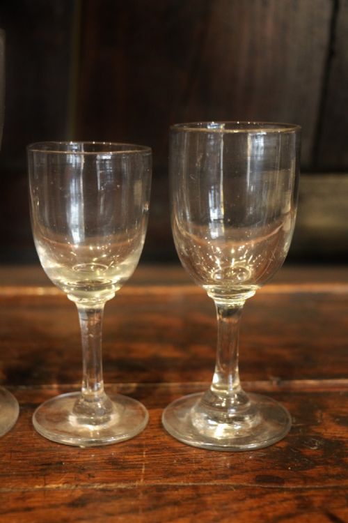 A COLLECTION OF 5 19TH CENTURY HAND BLOWN GLASSES - ADDITIONAL PHOTO 4