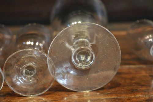 A COLLECTION OF 5 19TH CENTURY HAND BLOWN GLASSES - ADDITIONAL PHOTO 5