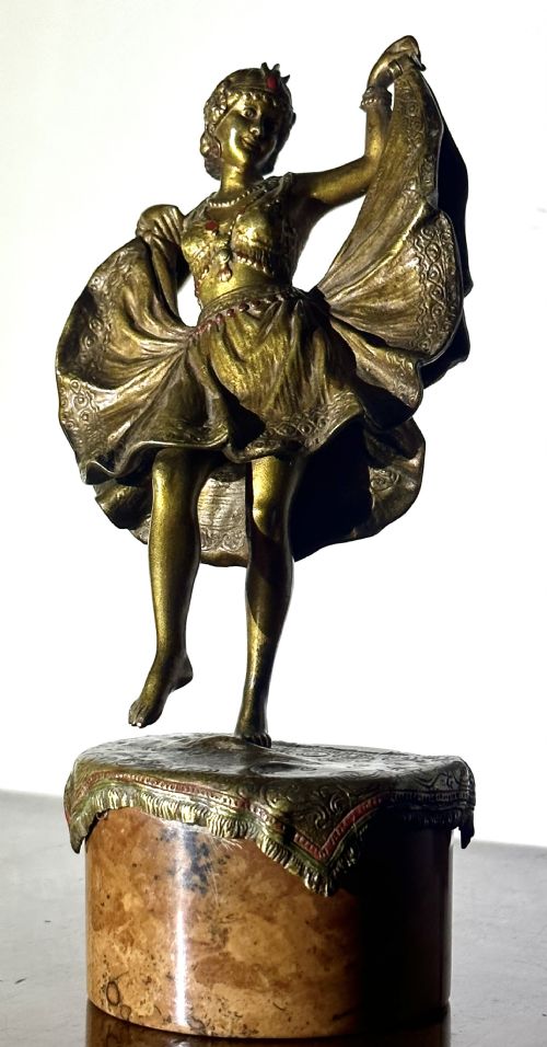 fig 1. Bronze by Franz Bergman (1861-1936) The Exotic Dancer